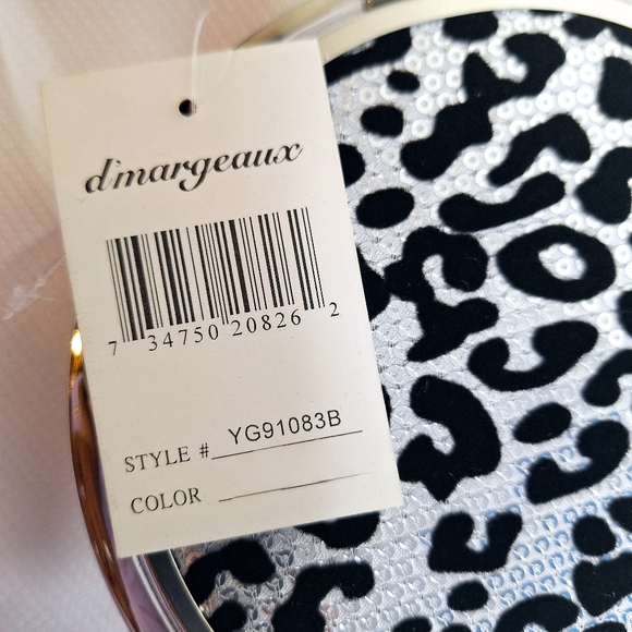 NWT Dmargeaux Brand " The Python in a Clutch. Platinum clutch bag. - Picture 7 of 7